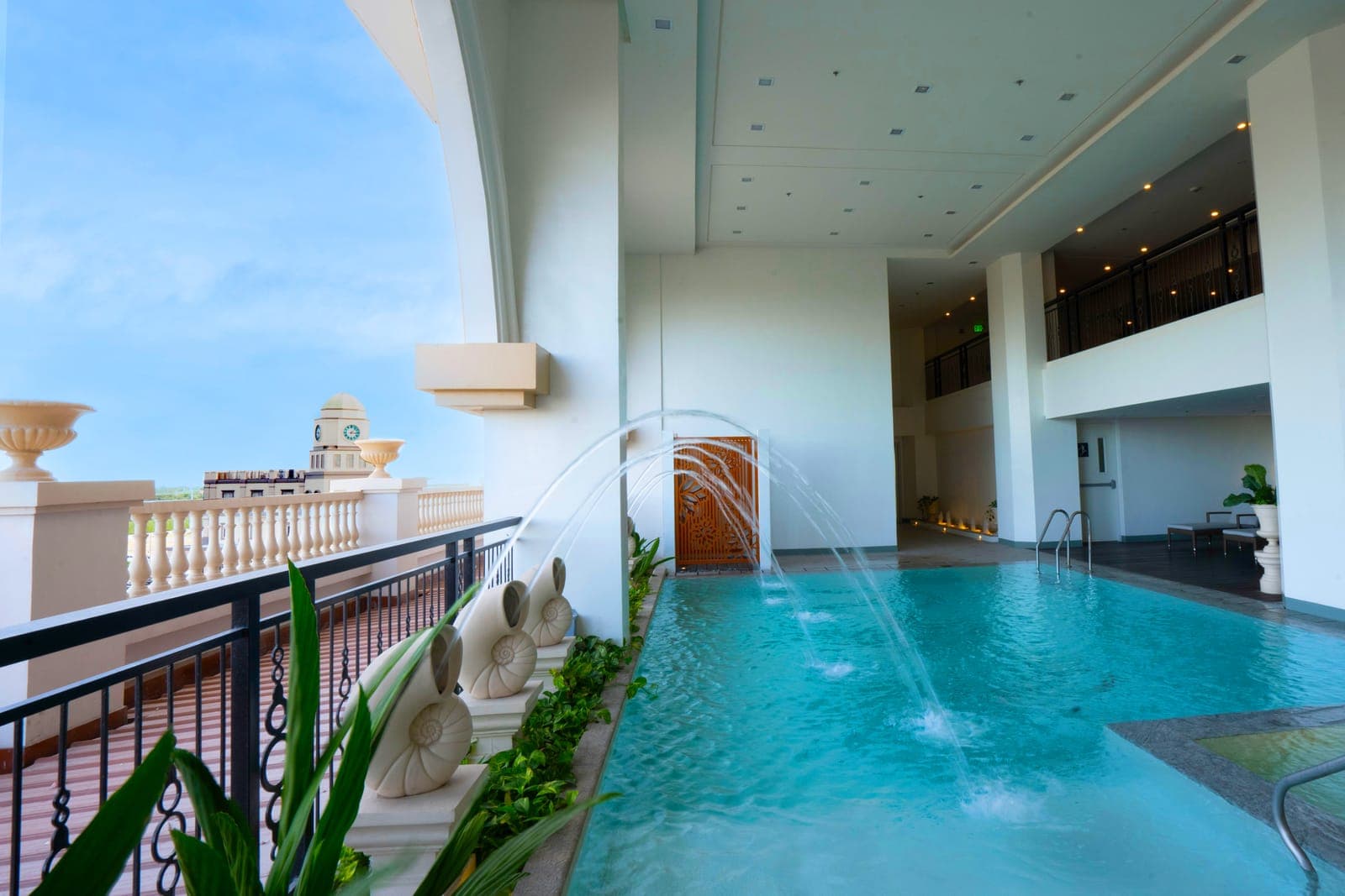 Chelsea Parkplace — Pool